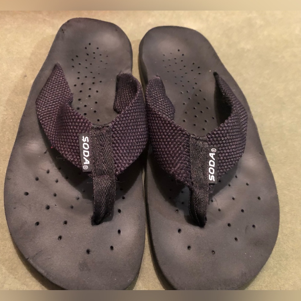 Soda Flip Flops